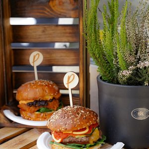 Burger Festival právě probíhá